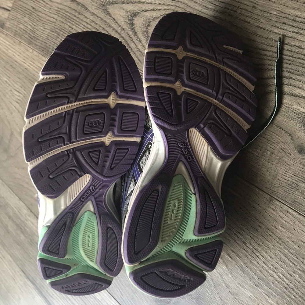 ASICS - Picture 8 of 8